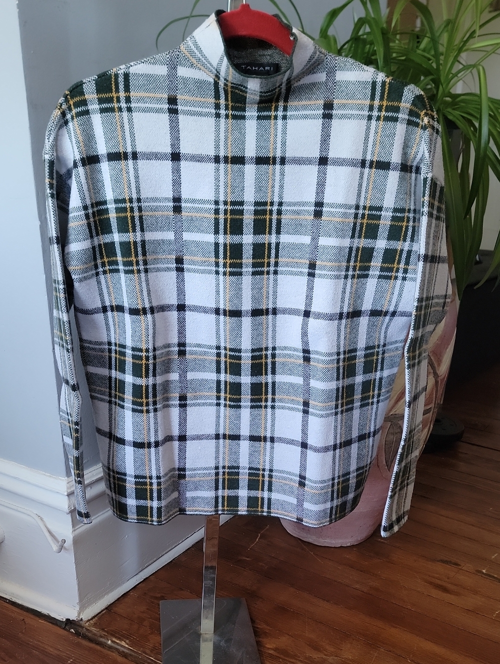 Tahari White Plaid Turtleneck Sweater